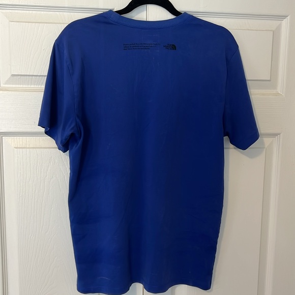 North Face T-Shirt size M - Picture 2 of 4
